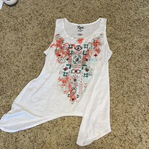 White tank top with fancy pattern
